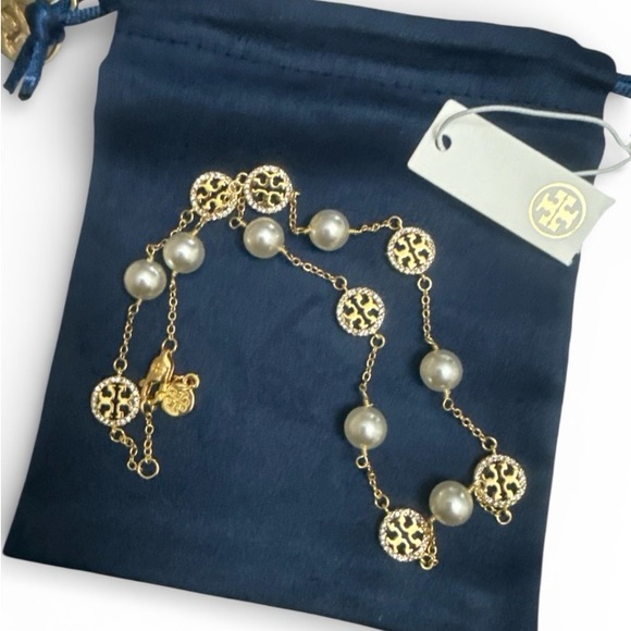 Tory Burch Pavé & Pearl Choker Necklace in Yellow Gold - Picture 3 of 4